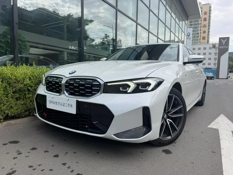 BMW 3-Series, 2023