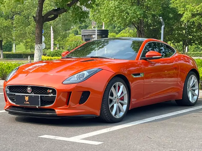 Jaguar F-TYPE, 2016