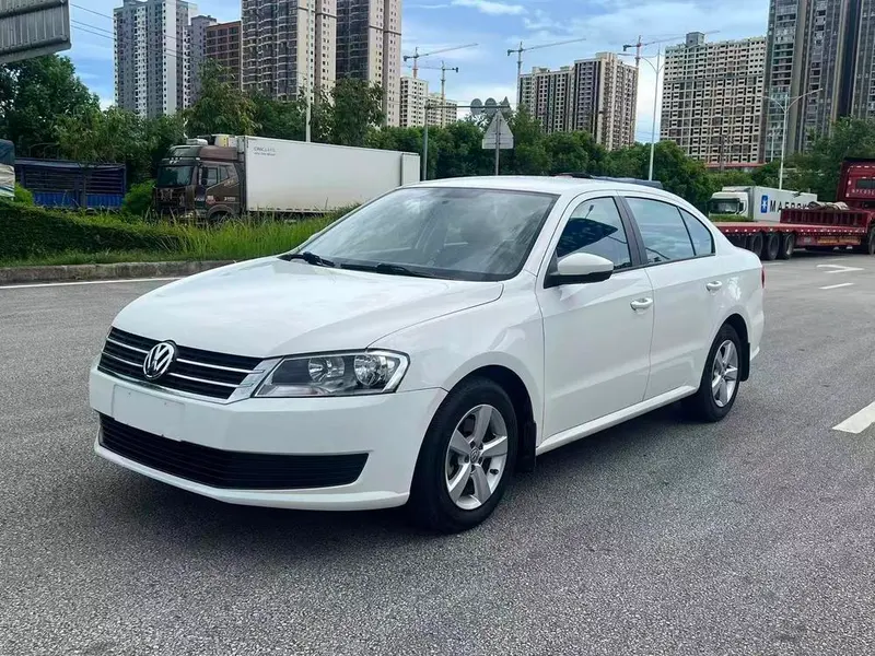 Volkswagen Lavida 1.6L Auto Style Edition, 2015 — фото 1