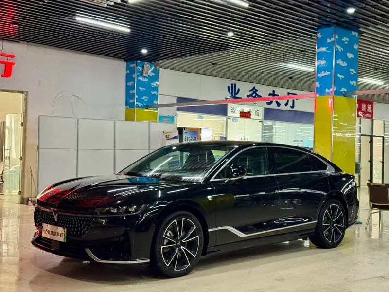 Voyah Zhuiguang PHEV, 2024