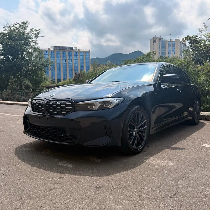 BMW 3-Series, 2023