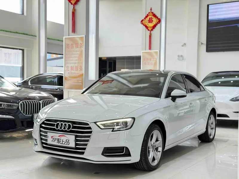 Audi A3 Limousine 35 TFSI Fashion Version CN6, 2020 — фото 1