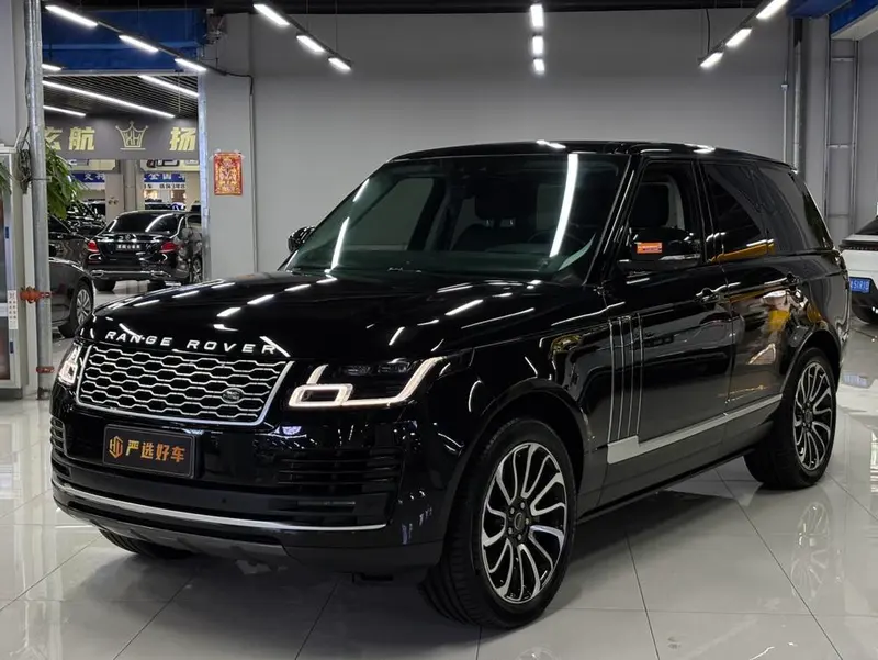 Land Rover Range Rover 3.0 V6 SC Edition, 2018 — фото 1