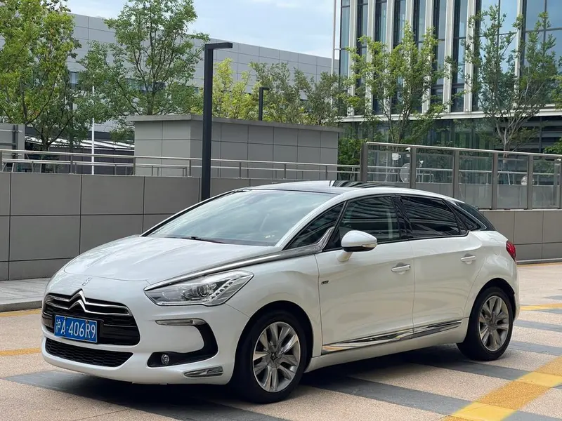 DS 5, 2014