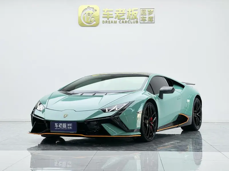 Lamborghini Huracán, 2014