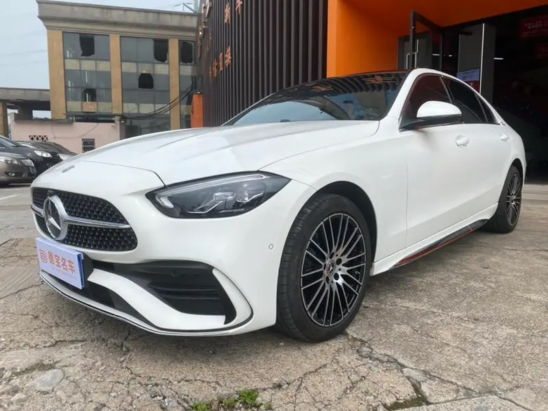 Mercedes-Benz C-Class, 2025