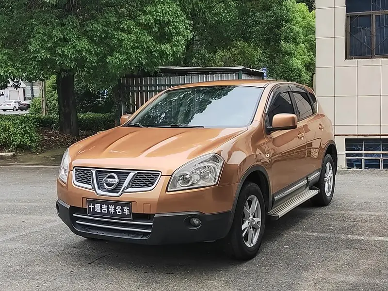 Nissan Qashqai 2.0XL CVT 2WD, 2011 — фото 1