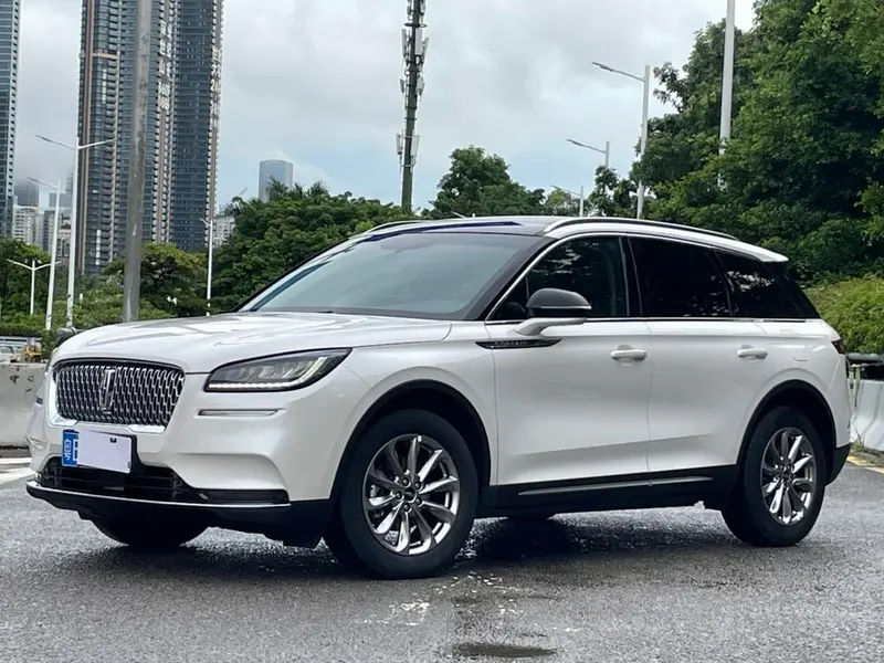 Lincoln Corsair, 2020