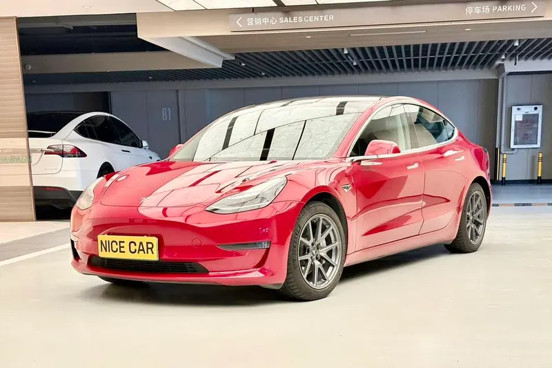Tesla Model 3 (Import) Long Range AWD Edition, 2019 — фото 1