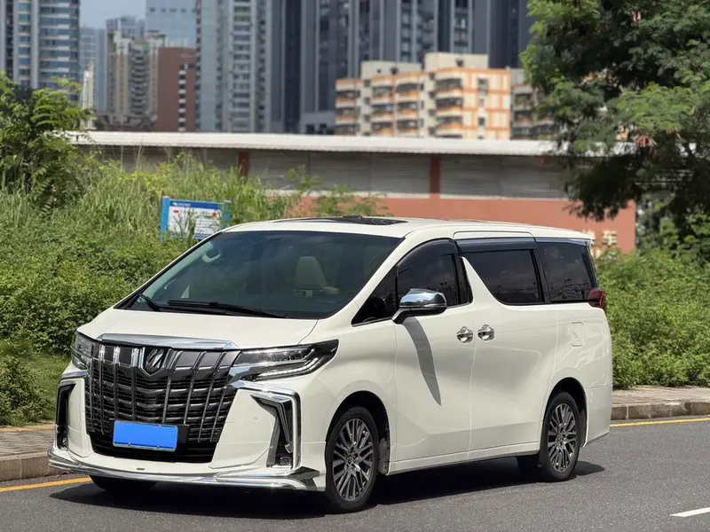Toyota Alphard, 2018