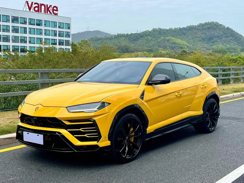 Lamborghini Urus 4.0T V8, 2021 — фото 1