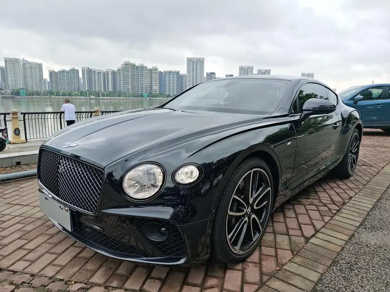 Bentley Continental, 2022