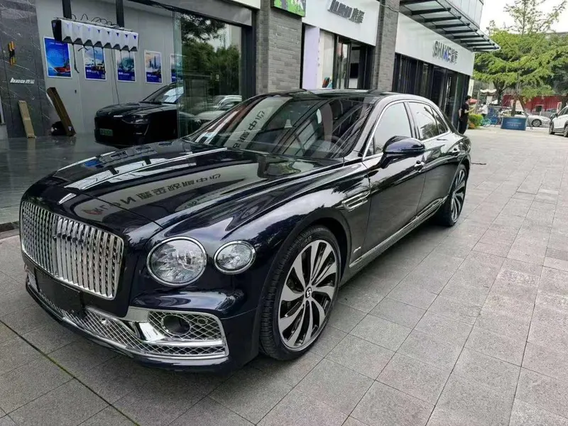 Bentley Flying Spur, 2024