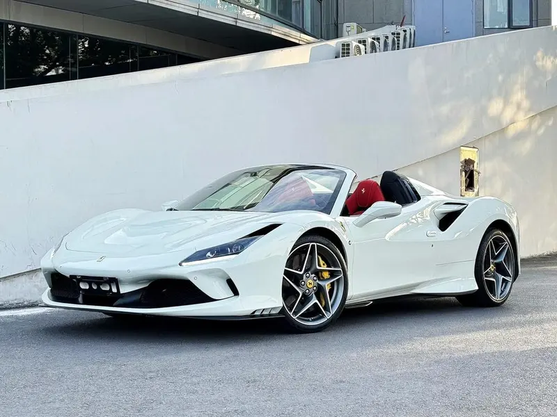 Ferrari F8, 2020
