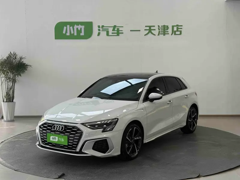 Audi A3 Sportback 35 TFSI Fashion Sport Version, 2023 — фото 1