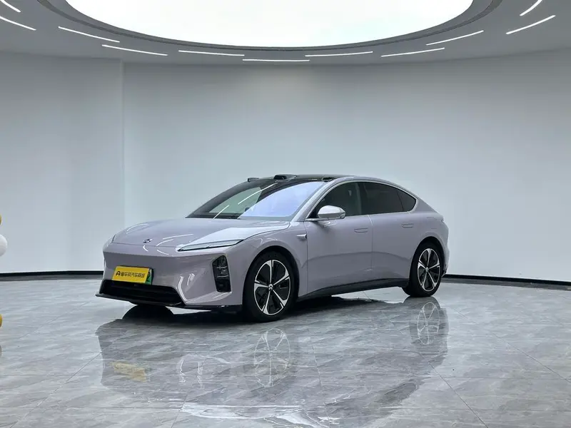 NIO ET5, 2025