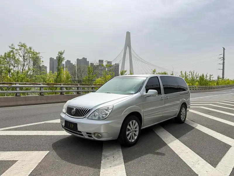 Buick GL8 2.4L Classic Edition, 2013 — фото 1