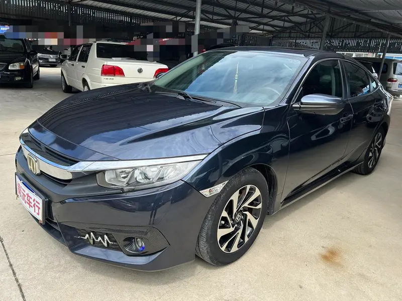 Honda Civic 220TURBO CVT Luxury Edition, 2016 — фото 1
