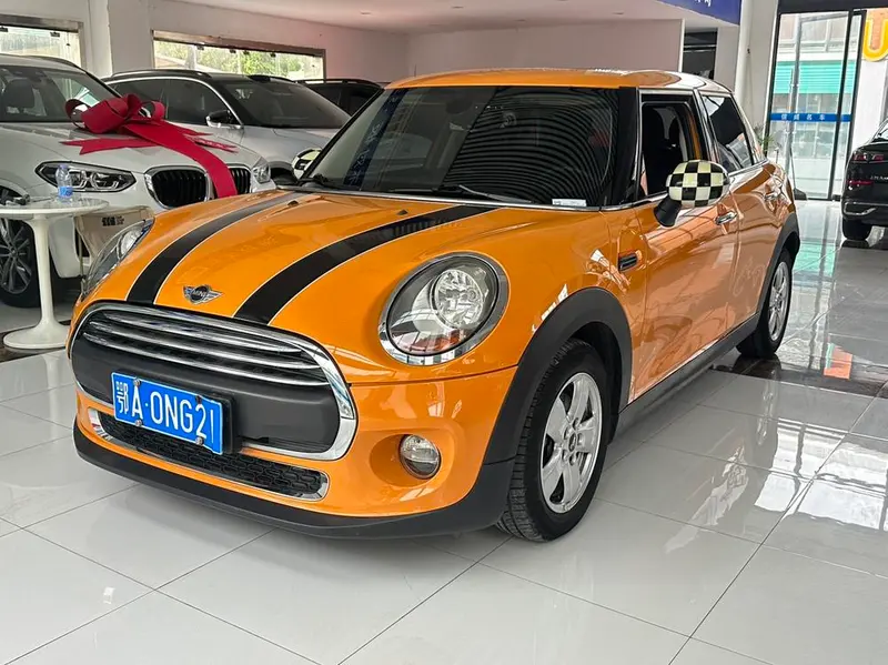 MINI MINI 1.2T ONE Edition, 2015 — фото 1