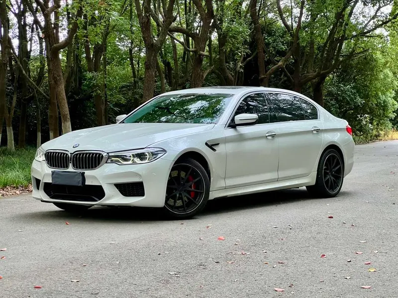 BMW 5-Series, 2018