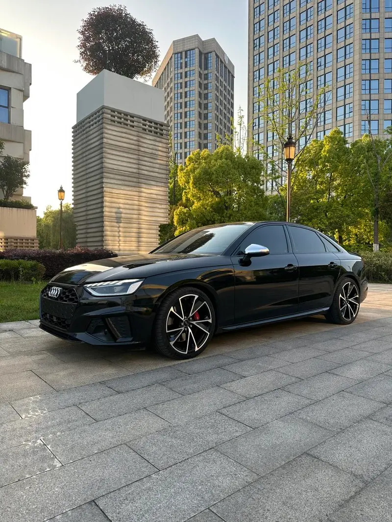 Audi S4, 2022