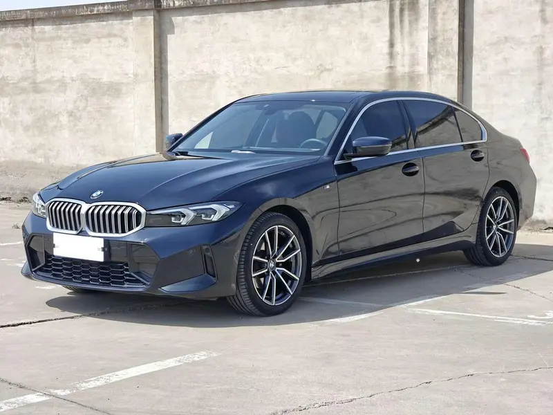 BMW 3-Series 320Li M Sport, 2023 — фото 1