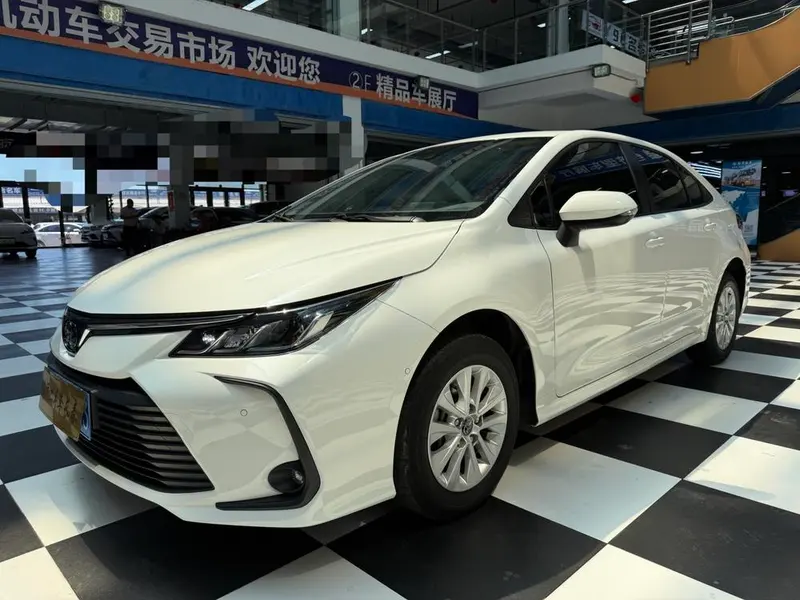 Toyota Corolla 1.2T S-CVT Edition, 2023 — фото 1