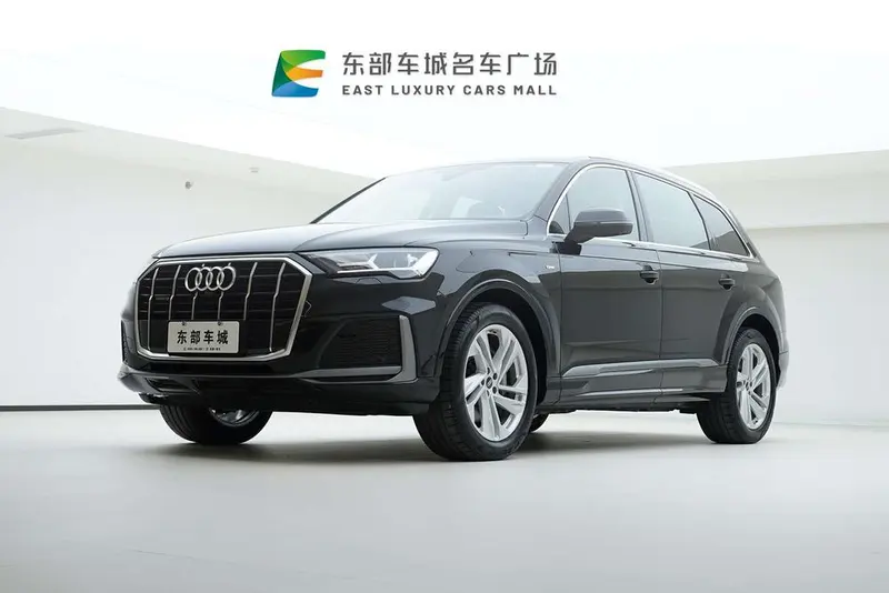 Audi Q7 45 TFSI quattro S line Sport Version, 2023 — фото 1