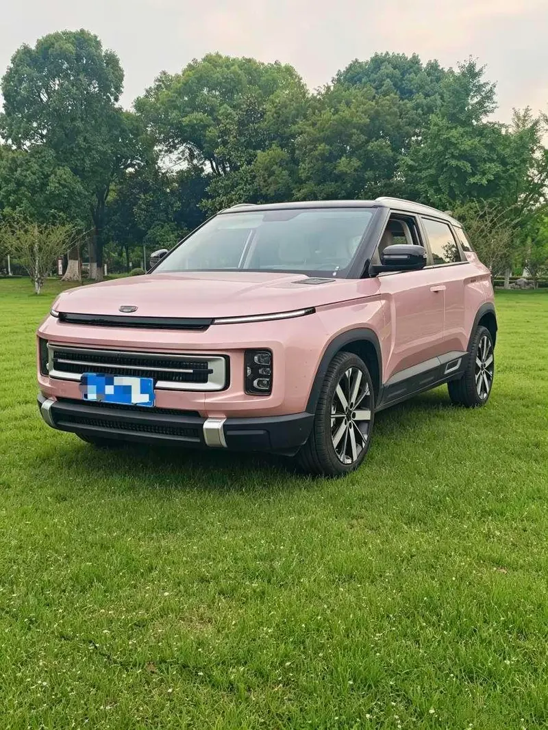Geely ICON, 2023