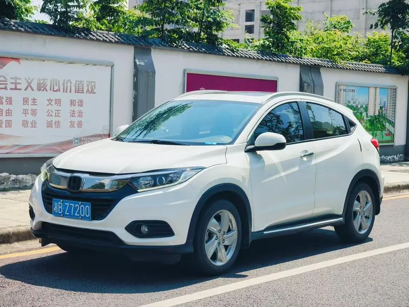 Honda Vezel 1.5L CVT Elite Smart Edition, 2022 — фото 1