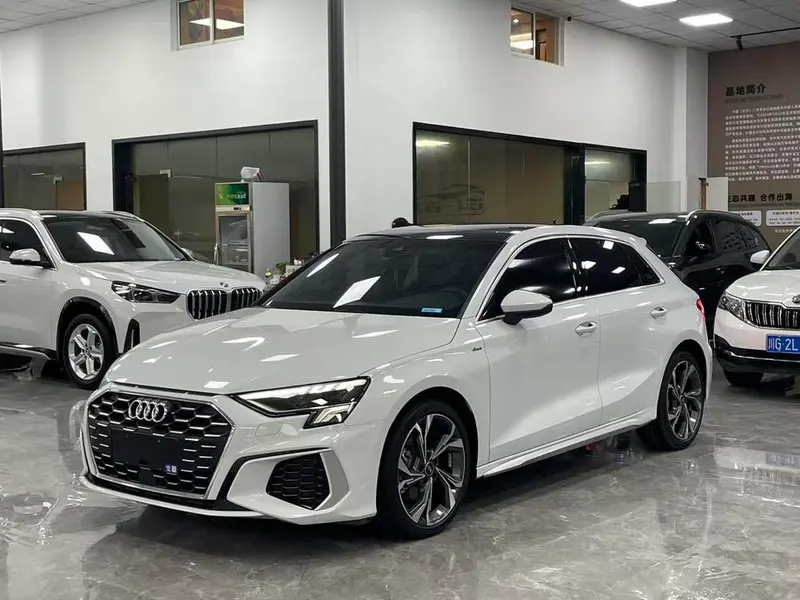 Audi A3 Sportback 35 TFSI Fashion Sport Version, 2022 — фото 1