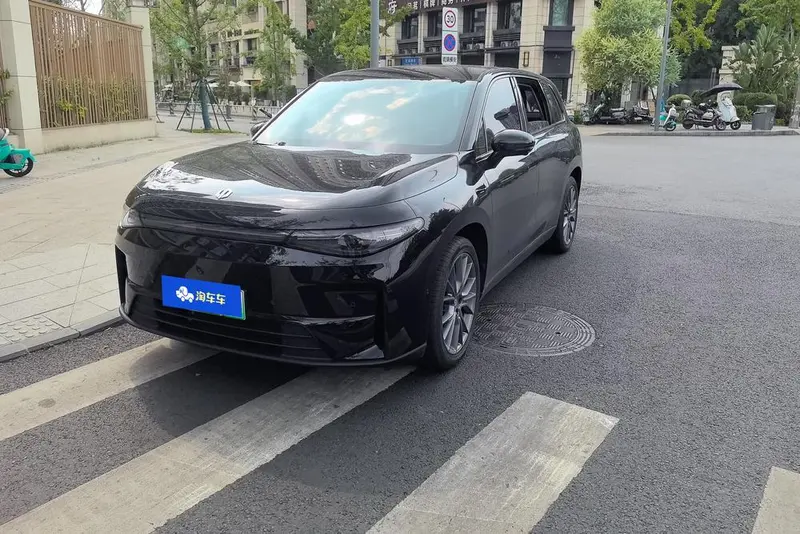 Leapmotor C10 Electric Edition 530 Smart Edition, 2024 — фото 1