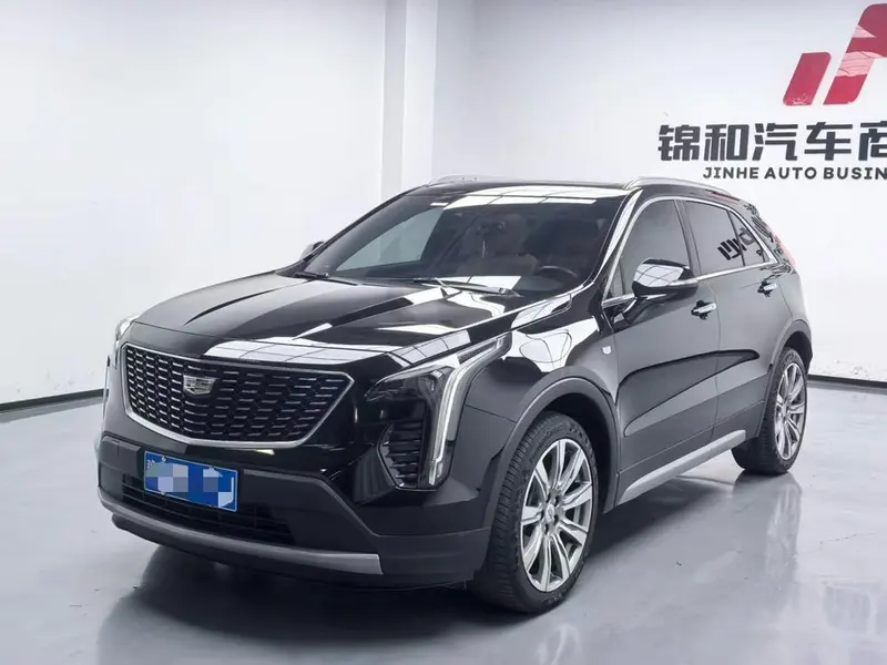 Cadillac XT4 28T 4WD Gold Edition, 2018 — фото 1