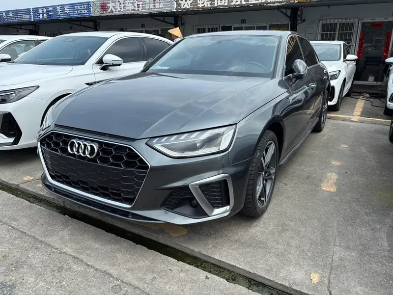 Audi A4L 40 TFSI Luxury Version, 2020 — фото 1