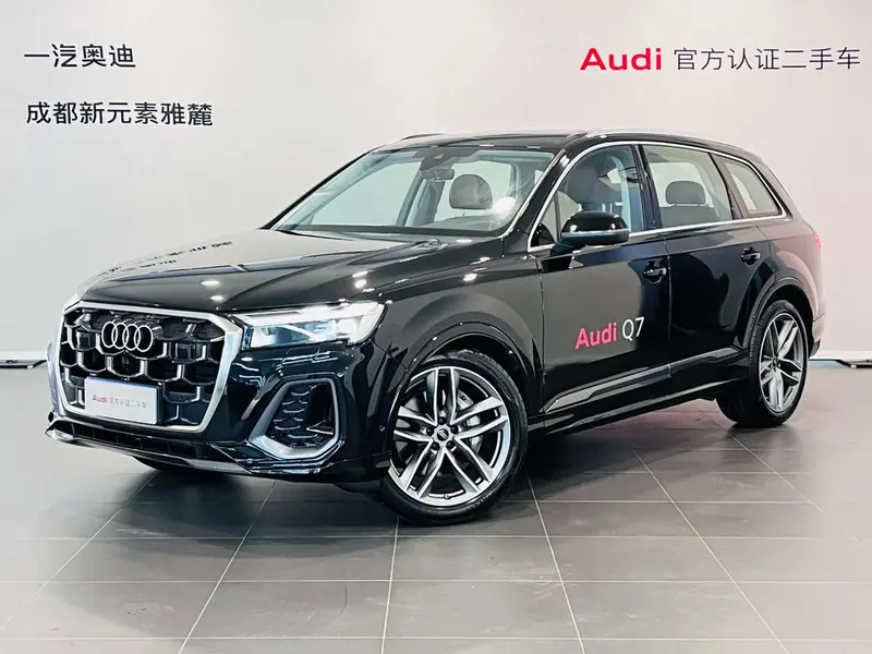 Audi Q7 45 TFSI quattro S line Sport Version, 2024 — фото 1