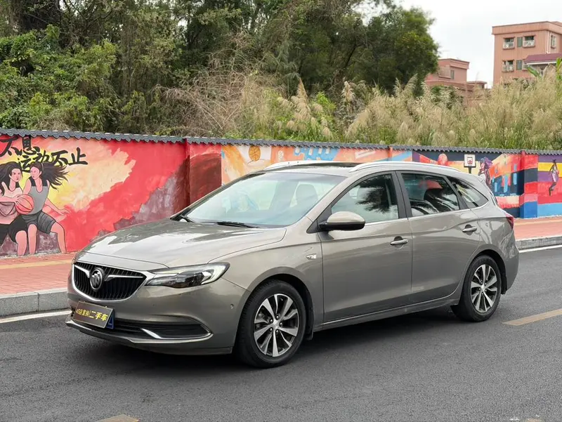 Buick Yuelang 18T Auto Flagship Version, 2018 — фото 1