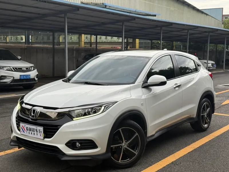 Honda Vezel 1.5L CVT · Edition, 2022 — фото 1