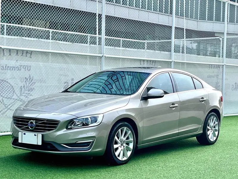 Volvo S60, 2015