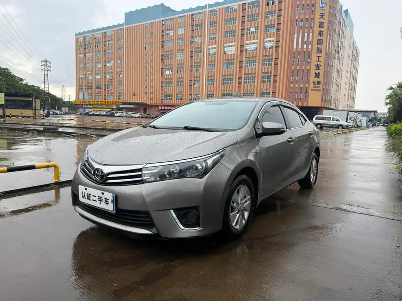 Toyota Corolla 1.6L CVT GL, 2014 — фото 1
