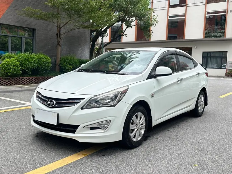 Hyundai Verna, 2014