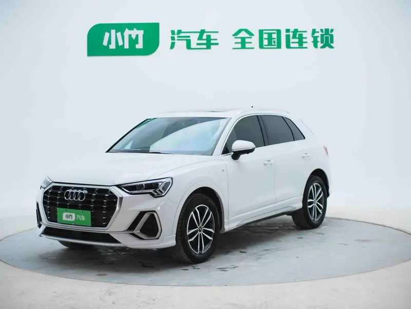 Audi Q3, 2022