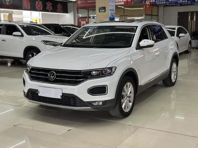 Volkswagen T-Roc, 2022