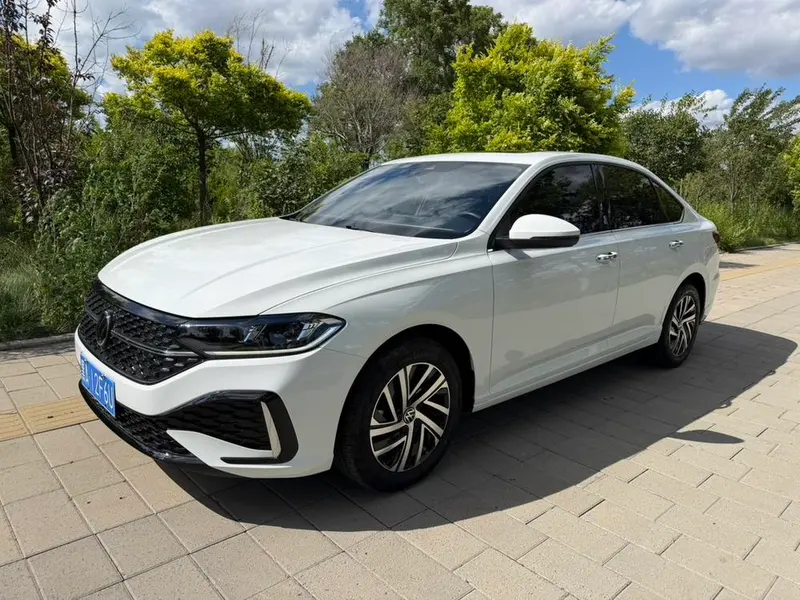 Volkswagen Lavida Facelift 1.5L Auto Edition, 2023 — фото 1