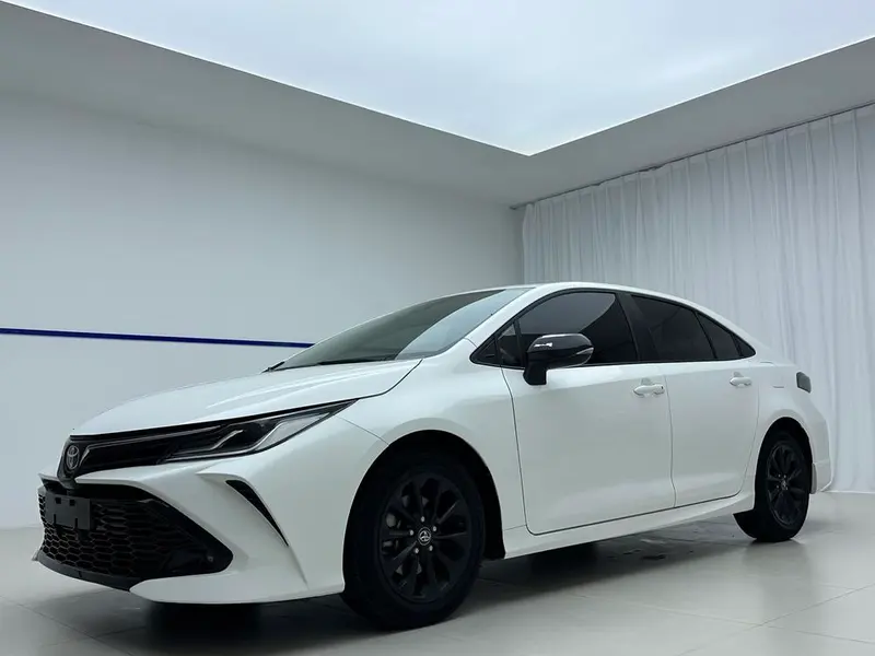 Toyota Corolla 1.5L CVT GR SPORT Sport Edition, 2021 — фото 1