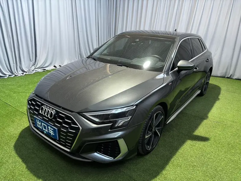 Audi A3 Facelift Sportback 35 TFSI Fashion Sport Version, 2023 — фото 1