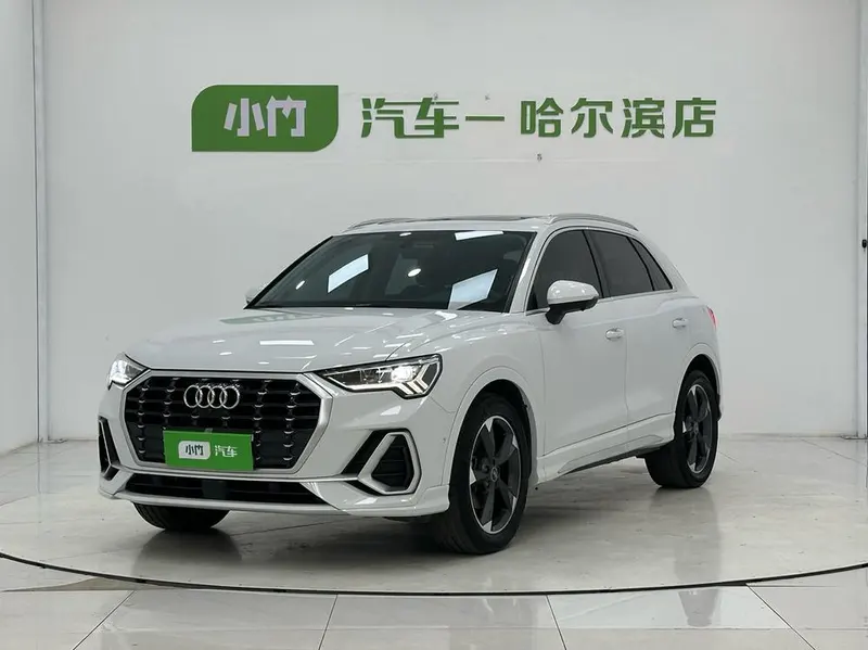 Audi Q3, 2022