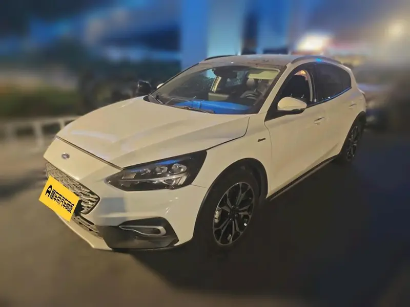 Ford Focus Active, 2020
