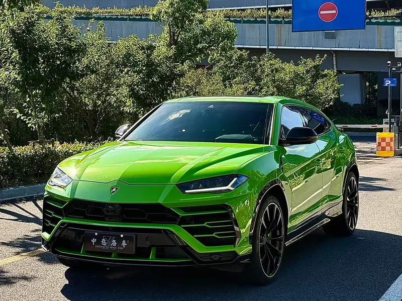 Lamborghini Urus 4.0T V8, 2021 — фото 1