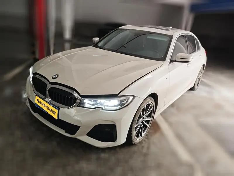 BMW 3-Series, 2021