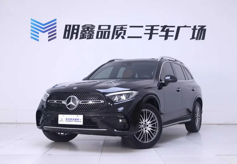 Mercedes-Benz GLC Facelift GLC 300 L 4MATIC Version 5 Seater, 2025 — фото 1